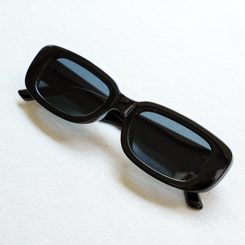 y2k rectangle retro style Black Frame, Dark Lens frame sunglasses